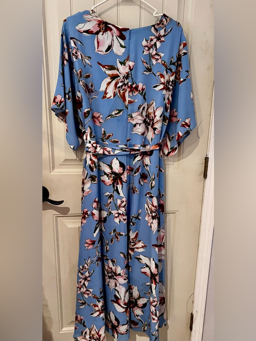 Tahari floral maxi drees wrap size 20 W